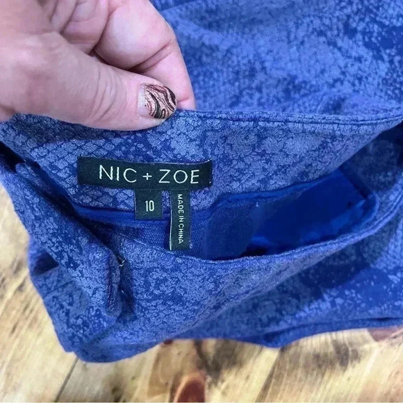 Nic+Zoe Purple Snake print pants - Picture 4 of 5